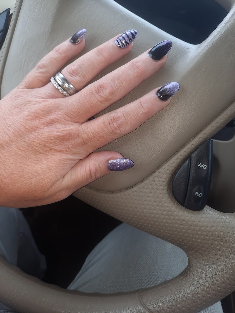 iNail Spa, nail salon in Hickory, NC, photo 4 of 9